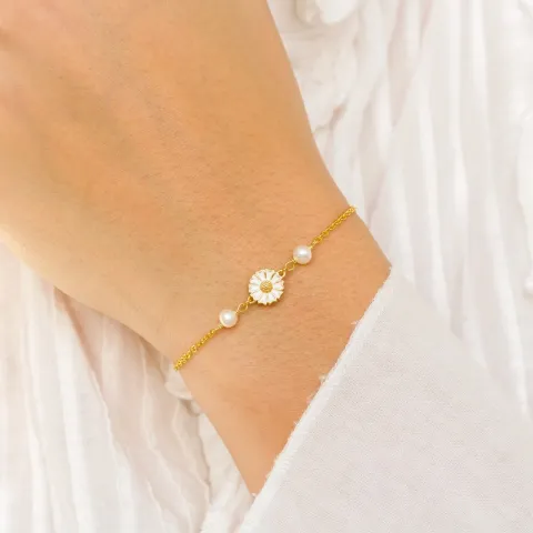 prästkrage pärla armband i förgyllt silver