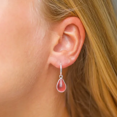 droppe rosa kristal örhängen i försilvrad mässing - Loom Stones