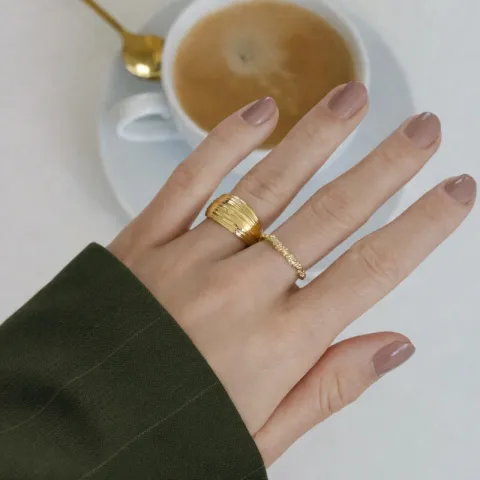 ring i förgylld mässing - Eliné