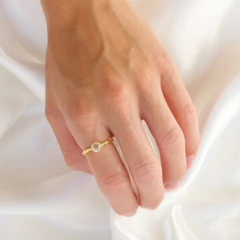 klar kvarts ring i förgylld mässing - Eliné