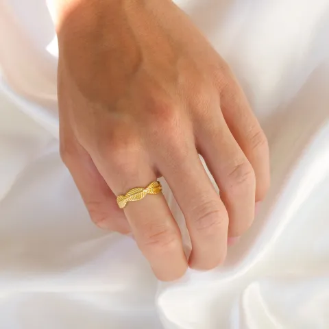 blad ring i förgylld mässing