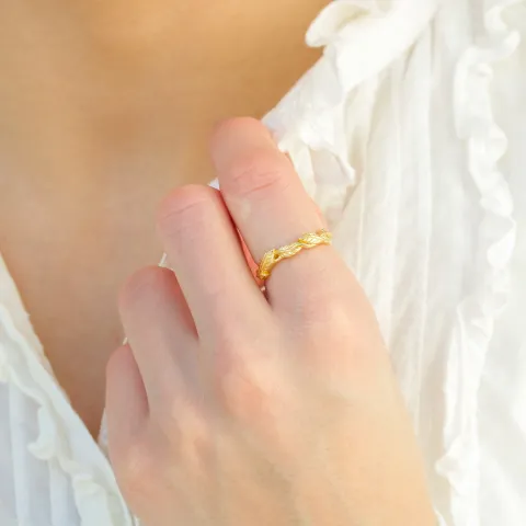 blad ring i förgylld mässing