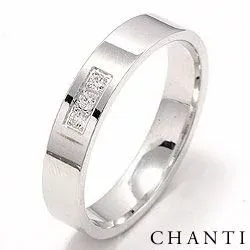 blank briljant vigselsring i 14  karat vitguld 0,049 ct
