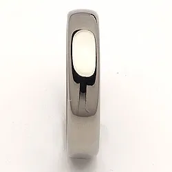 Vigselsring i titan