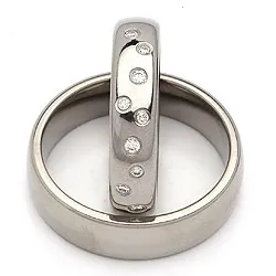 Vigselsringar i titan 0,126 ct