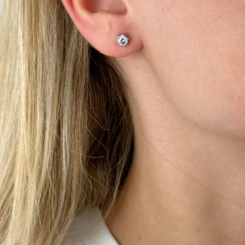 5 mm zirkon örhängestift i silver