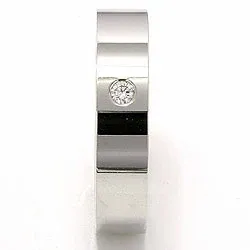 Vigselsring i 14  karat vitguld 0,05 ct