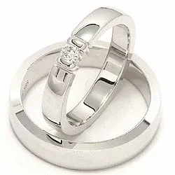 Vigselsringar i 14  karat vitguld 0,15 ct - set