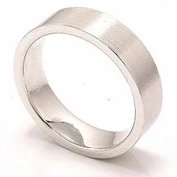 Bred matt vigselsring i 14  karat vitguld