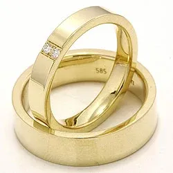 Vigselsringar i 14  karat guld 2 x 0,018 ct - set