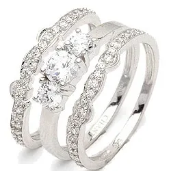 Kollektionsprov tre i en zirkon ring i silver