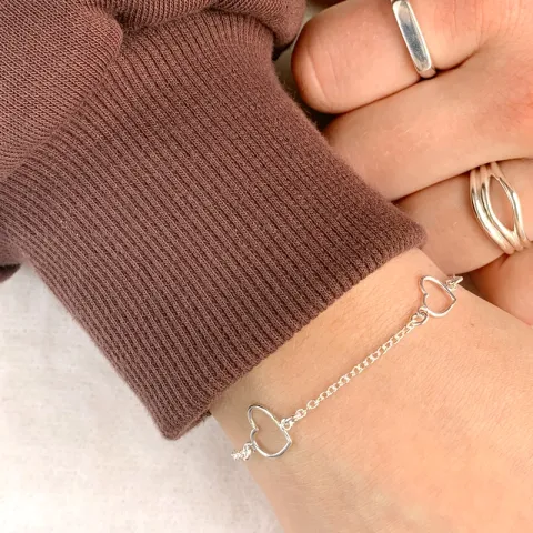 hjärta armband i silver med hängen i silver