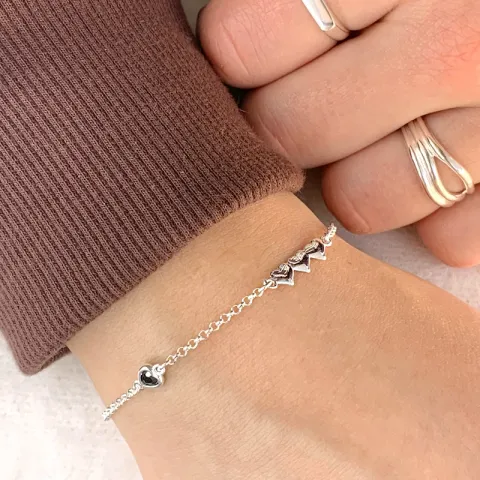 hjärta armband i silver med hängen i silver