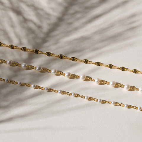 rund vit pärla halsband i förgyllt silver 40 cm plus 5 cm x 2,7 mm