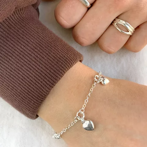 Hjärta armband i silver med hängen i silver