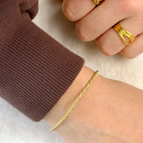 vridet armband i förgyllt silver x 2,3 mm