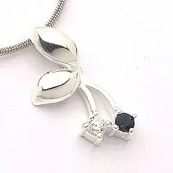 Körsbär hängen i silver