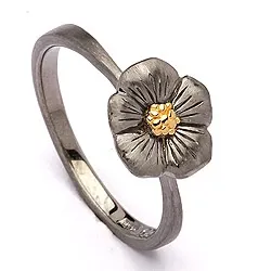 Blommor ring i svart rhodinerat silver