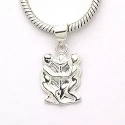 Tvillingarna stjärntecken hängen i silver