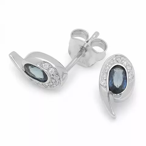 ovala blå safir örhängen i silver
