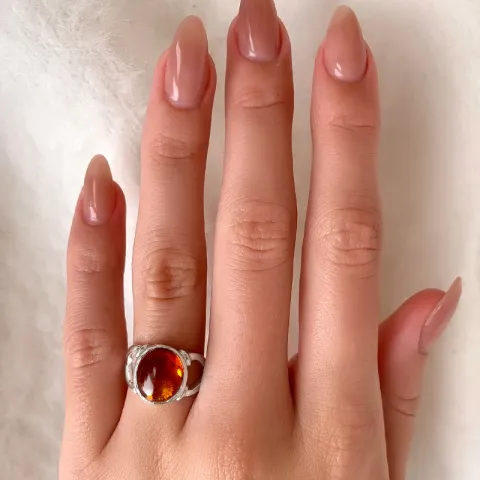 Oval bärnsten silver ring i oxiderat sterlingsilver