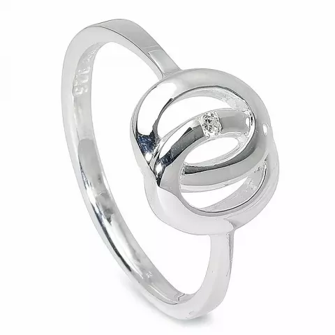 Elegant ring i silver