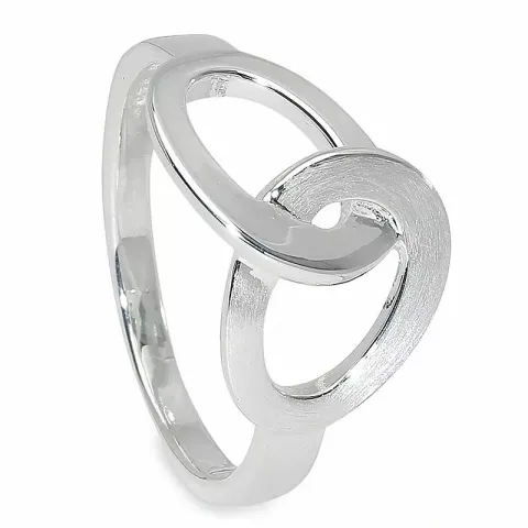 Matt oval ring i silver