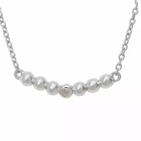 Elegant halsband i silver med hängen i silver