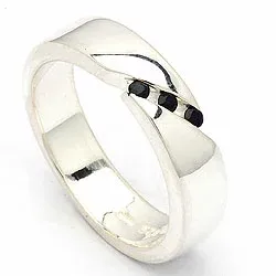 Elegant blå safir ring i silver