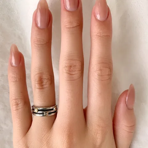 äkta zirkon ring i oxiderat sterlingsilver med 8 karat guld