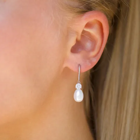 7,5-8 mm pärla örhängen i silver