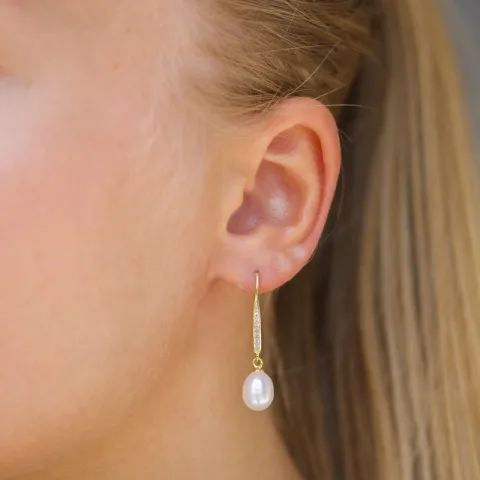 7,5-8 mm pärla örhängen i förgyllt silver