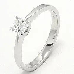 Enkel diamant vitguldsring i 14  karat vitguld 0,30 ct