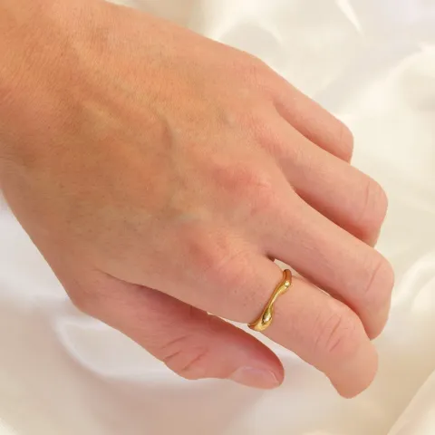ring i förgyllt silver