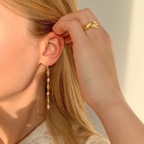 ring i förgyllt silver