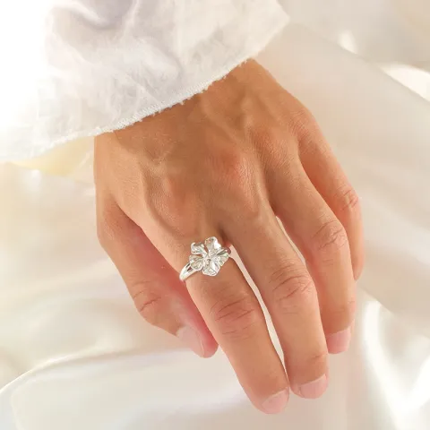 blommor ring i silver