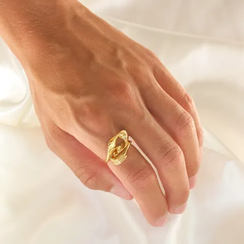 ring i förgyllt silver