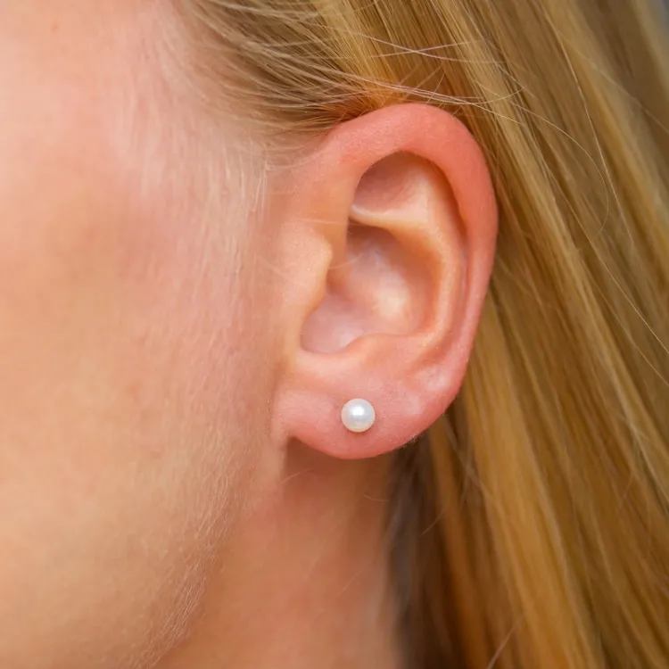 4,5-5 mm pärla örhängestift i silver