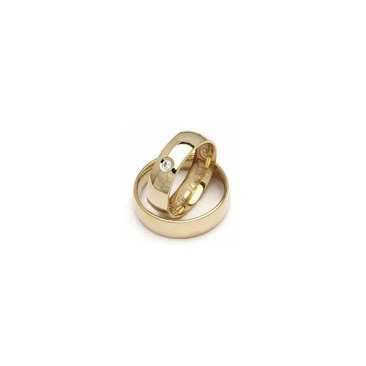 Vigselsringe från rs of scandinav i 8 karat guld 0,03 ct