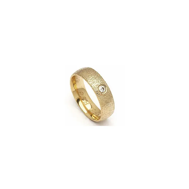 Vigselsring från rs of scandinavi i 8 karat guld 0,03 ct