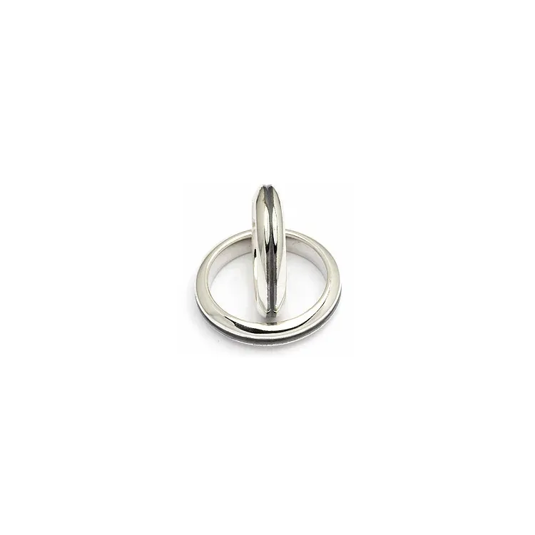 Vigselsringe från rs of scandinav i oxiderat sterlingsilver