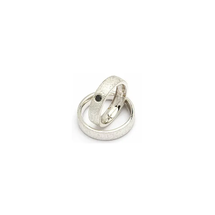 Vigselsringe från rs of scandinav i silver 0,10 ct