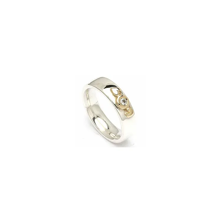 Vigselsring från rs of scandinavi i silver och vanl. guld
