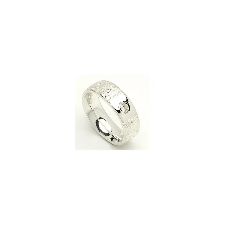 Vigselsring från rs of scandinavi i silver