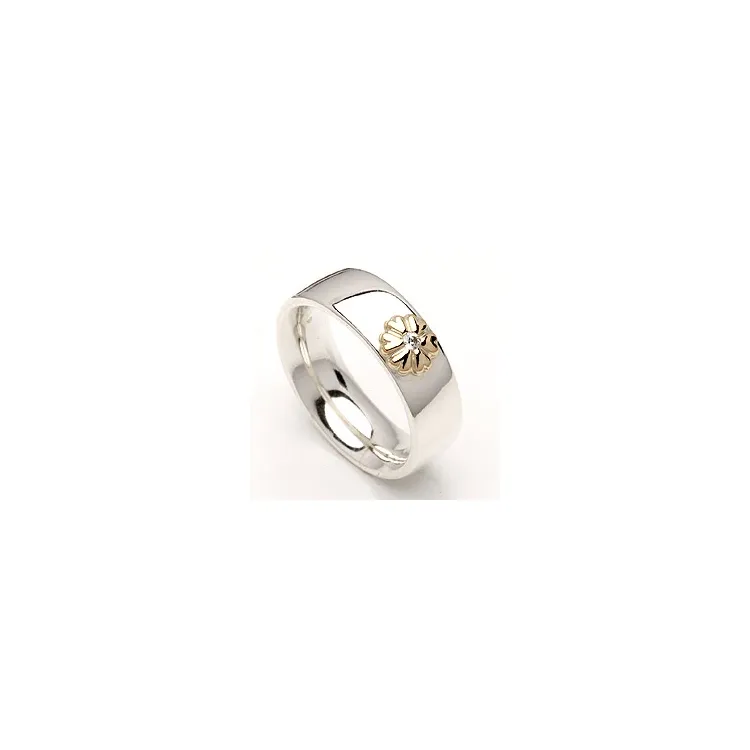 Vigselsring från rs of scandinavi i silver och vanl. guld