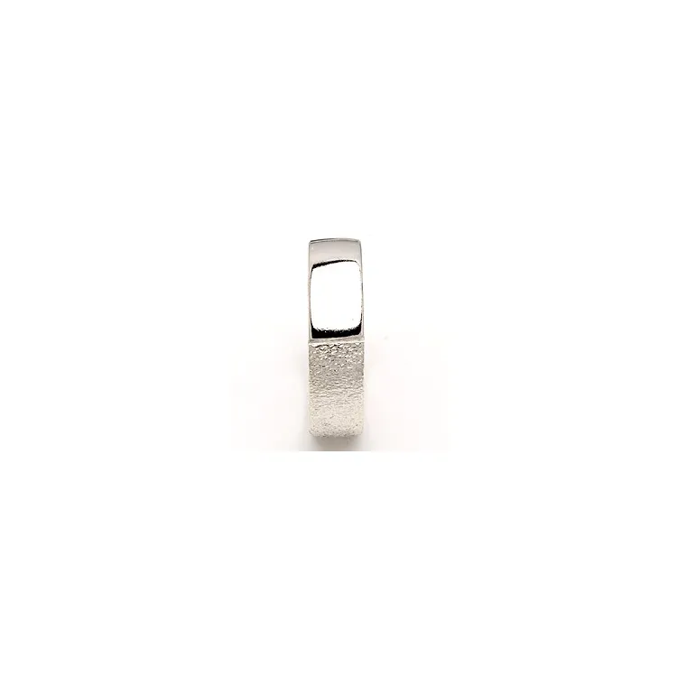 Vigselsring från rs of scandinavi i silver