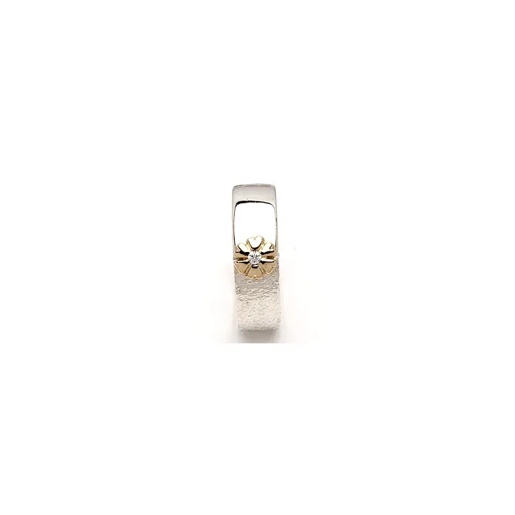 Vigselsring från rs of scandinavi i silver och vanl. guld