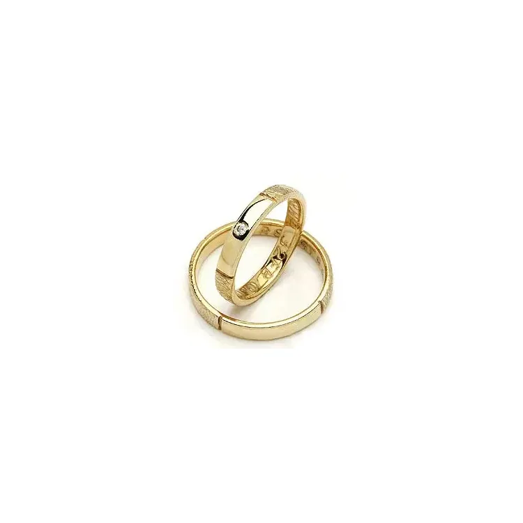 Vigselsringe från rs of scandinav i 8 karat guld 0,02 ct