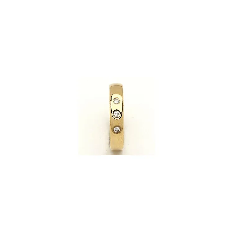 Vigselsring från rs of scandinavi i 8 karat guld 0,06 ct