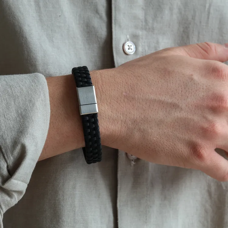 Nordahl andersen svart armband i läder